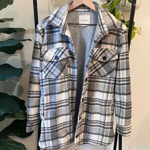 Thread & Supply Grey Plaid Shacket XS Soft Fleece Button Up Shirt Jacket Jersey